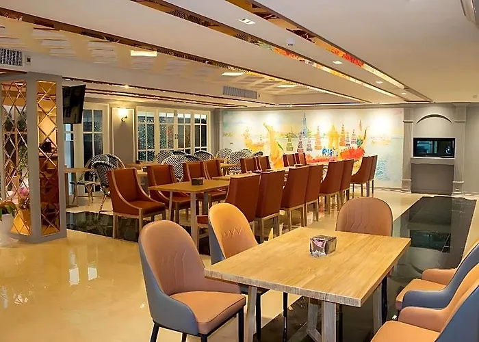 Hotel Siri Ratchadamnoen Bangkok